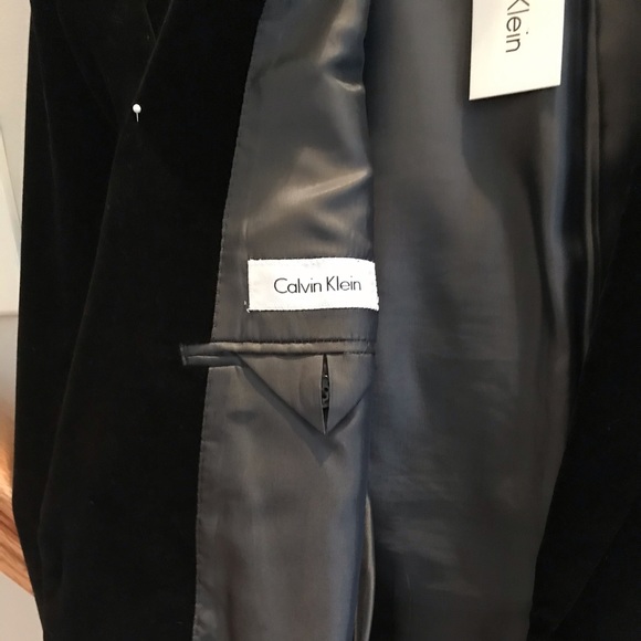 Men’s Calvin Klein collection Velvet Blazer. - Picture 2 of 3